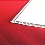 水固PVC抗水板用於浴廁牆面，具有藍彩紋表面，防水防焰、易清潔。